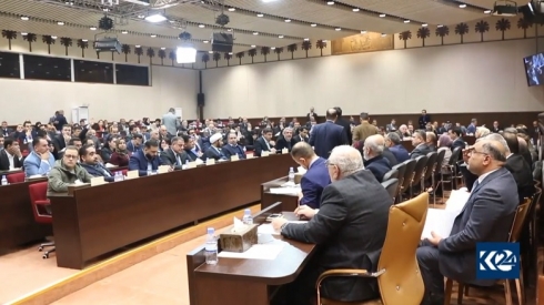 Aliyên Iraqî mûçe û budceyê wek karteke fişarê li dijî Herêma Kurdistanê bi kar tînin